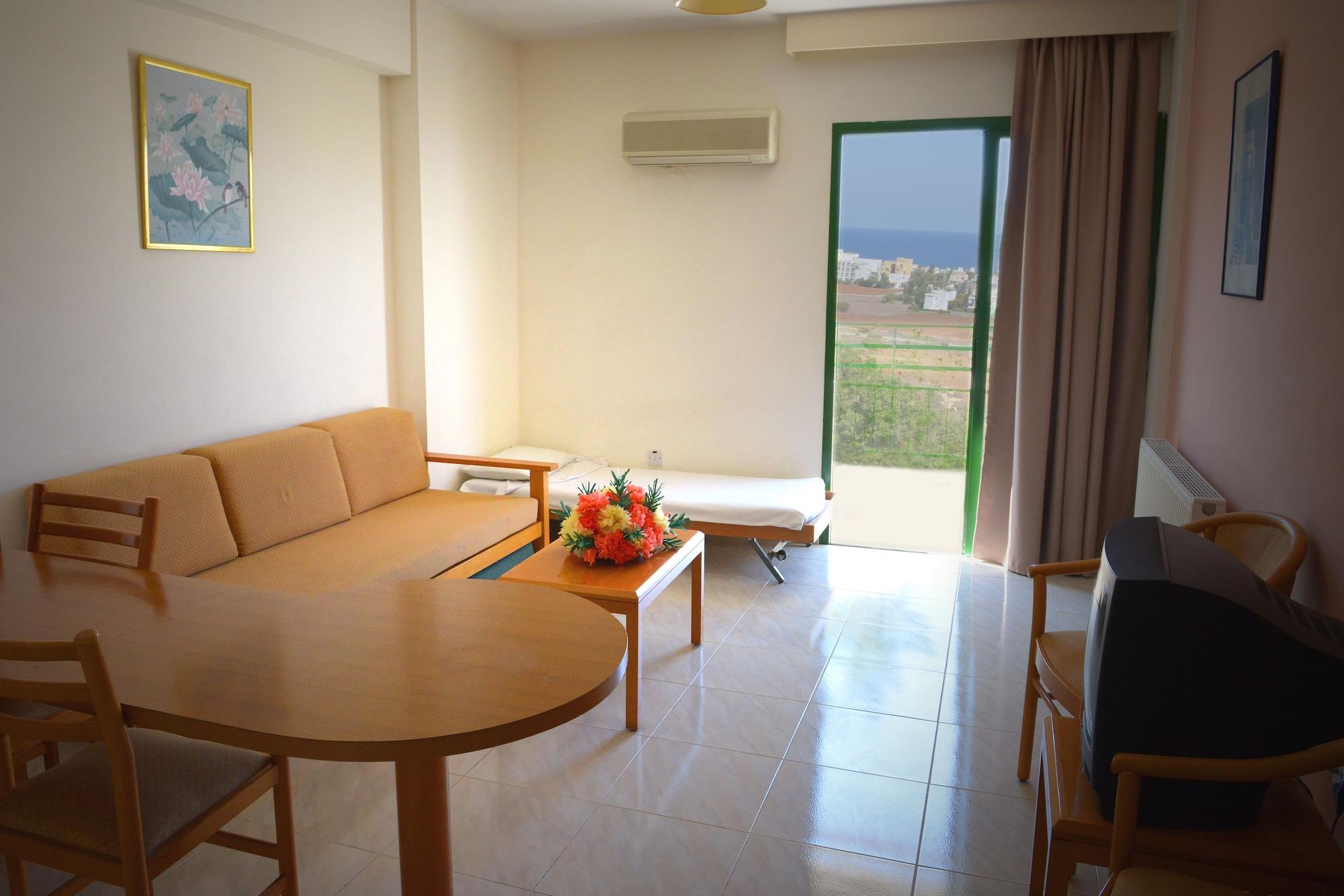 Maris Grand Resort โปรทาราส ภายนอก รูปภาพ