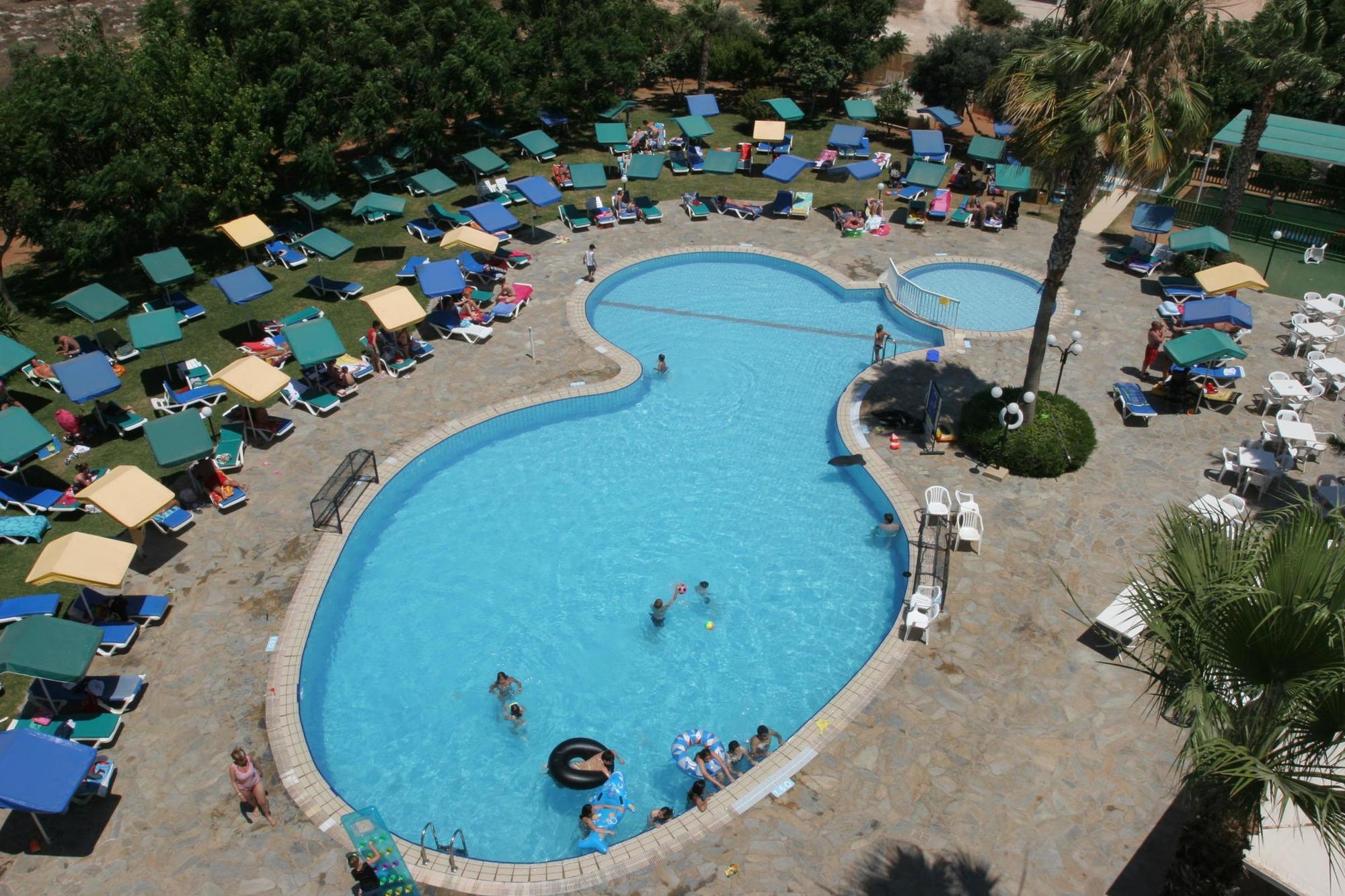 Maris Grand Resort โปรทาราส ภายนอก รูปภาพ